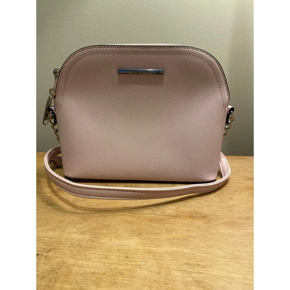 Steve Madden Crossbody Bag  Domed Soft‎ Pink Mauve Purse  Like New
